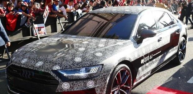 奢华蜕变来袭, 完胜奔驰S级, 碾压宝马7系, 全新A8今日首发!