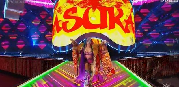 WWE女战神明日华连胜被打破,夏洛特成功卫冕