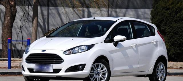 7万的合资轿跑, 外观比思域耐看, 捷达车主别看了, 容易后悔!