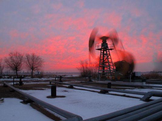 中国的成品油价飙升5连涨,石油人民币或许将变