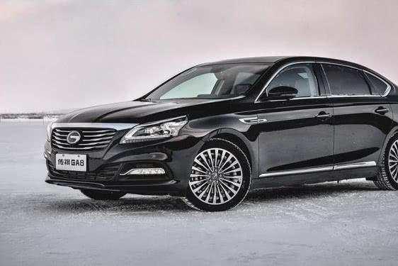 买迈腾不如买它，车长5米完胜十代雅阁，仅15万上路没人信！