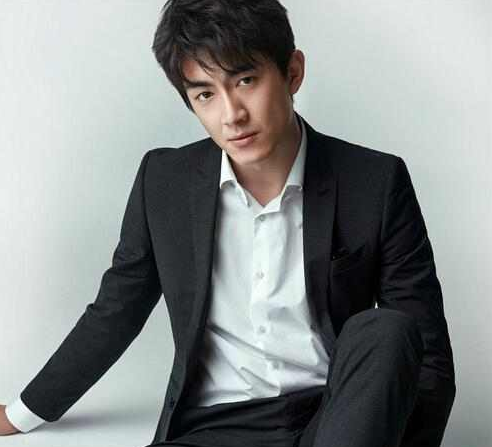 古装剧中的男扮女装,林更新辣眼睛,马天宇惊艳