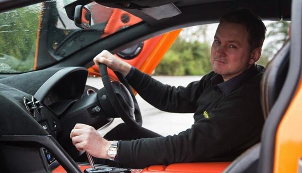 兰博基尼车主晒13年养车费用：被清单吓懵