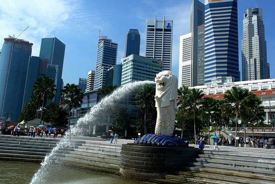 新加坡最有名的标志景点--鱼尾狮身像,有什么典