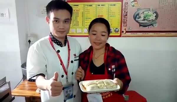 卖肠粉开店一天收入多少的,哪里可以学石磨肠