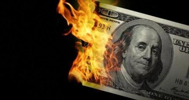 美国经济噩梦来临?中国大幅减持美债!沙特等国