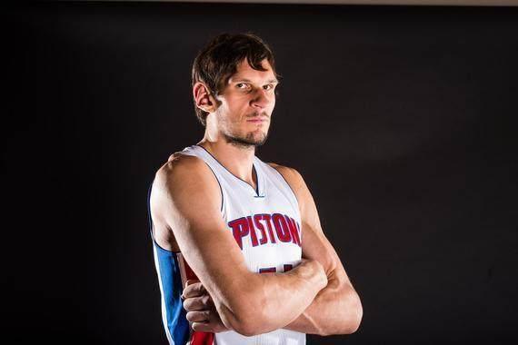 现役NBA身高最高的五名球员, 最高的球员比霍