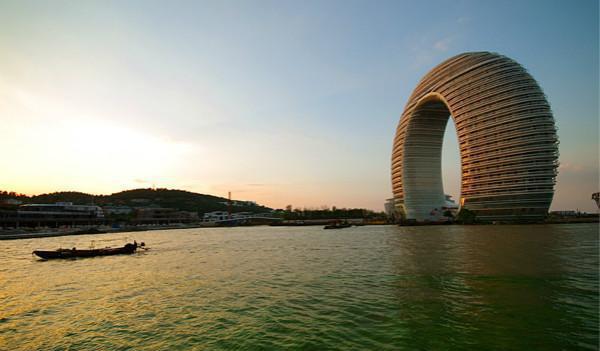 长江三角洲一个地理位置极为优越, 却没能发展起来的城市