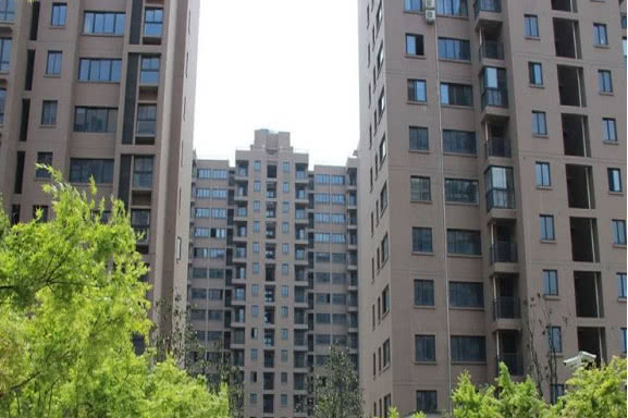 买房选一梯两户好不好?听内行人一分析,后悔家