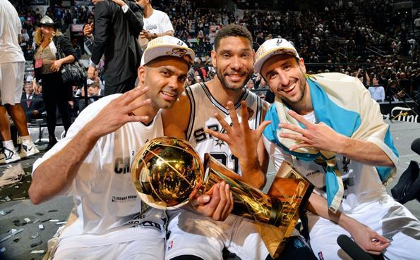 妖刀退役! 马刺14年夺冠阵容, 仅剩下一人从未