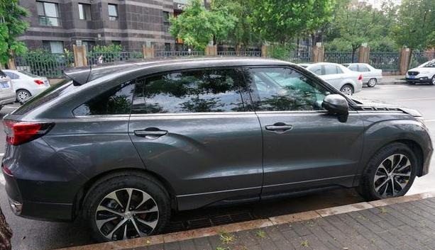 20多万提的中型SUV 老爸硬是怀疑是几十万的车