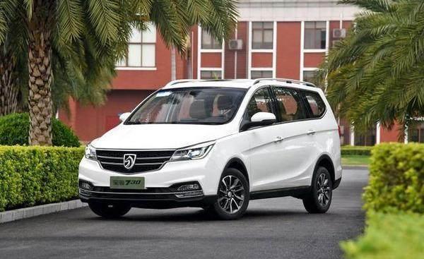 宝骏730, 6万起售, 15万的配置