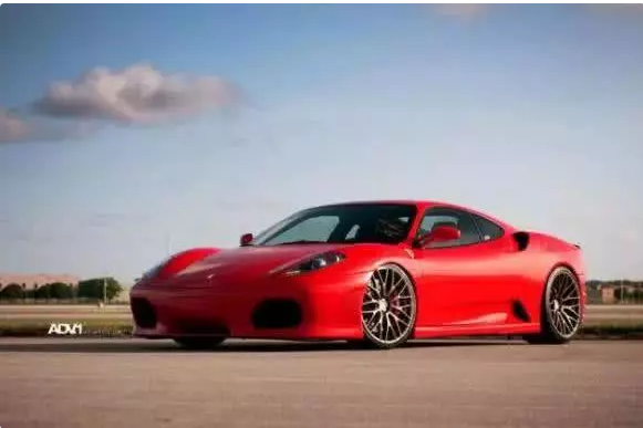 世界杯球星梅西和C罗座驾大曝光