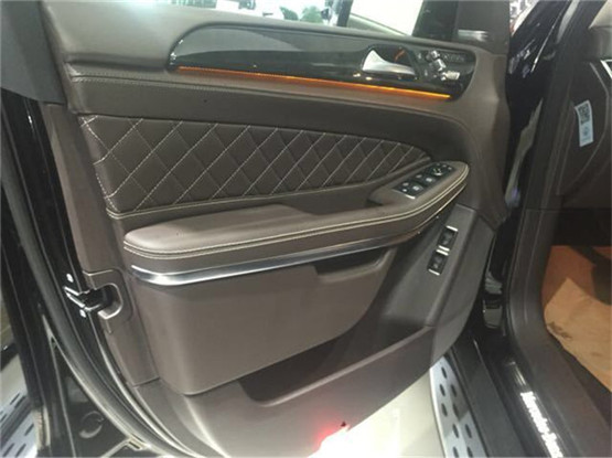 18款奔驰GLS550配置解析 奢华奔驰GLS500价格