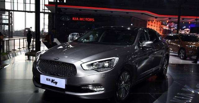 性价比之王? 靓丽外观不输奥迪A6, 比宝马还贵比劳斯莱斯都罕见