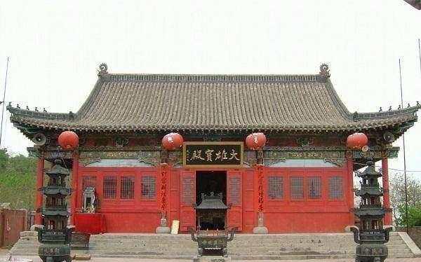 在这个地方上班, 普通员工保时捷代步, 200万路虎揽胜是标配!