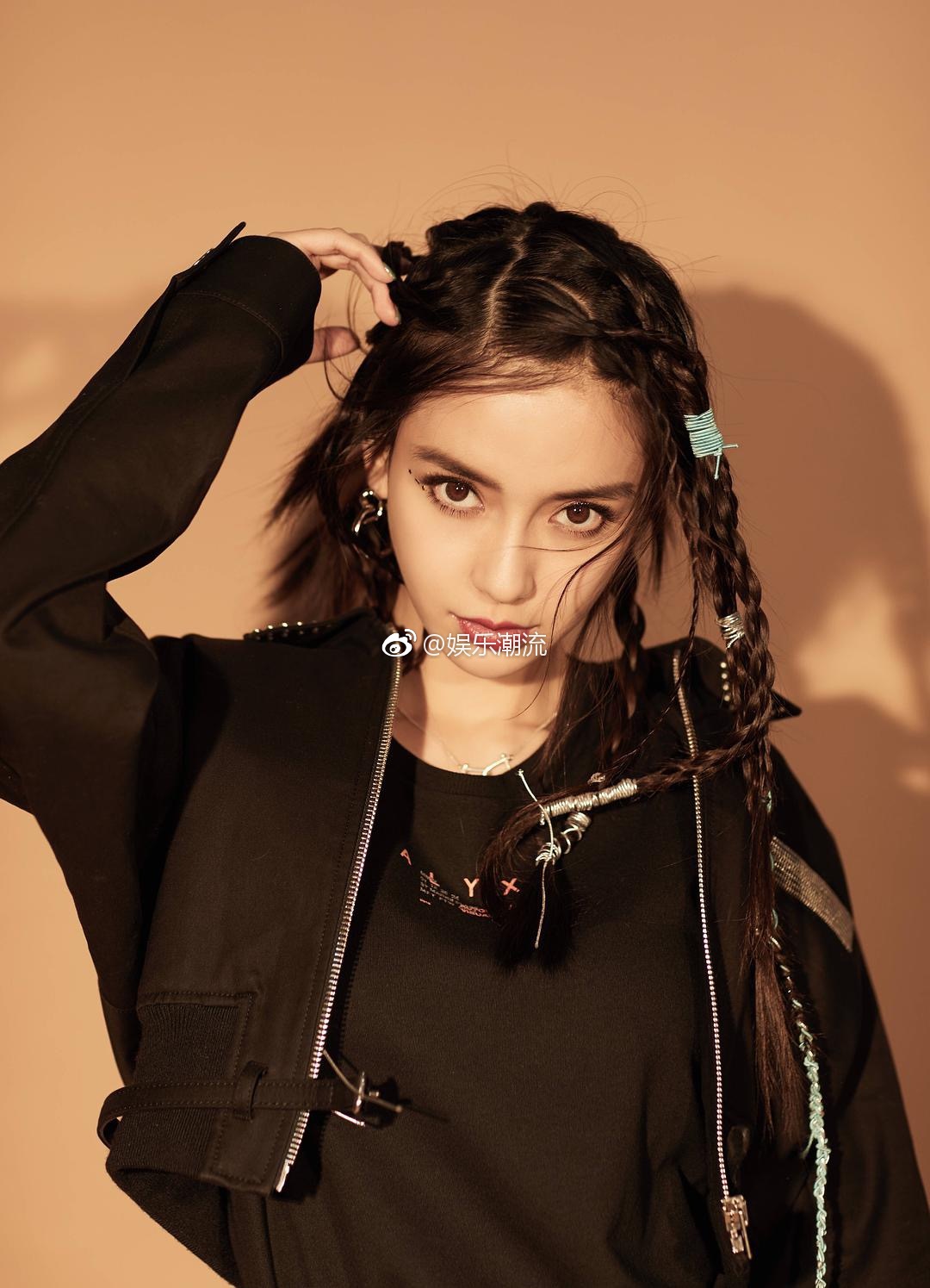 安吉拉宝贝 X UGG,种草吗?刚好在微博刷到了