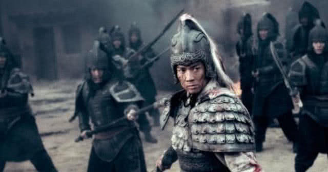 三国演义里常说，与你大战三百回合，那么三百回合是个什么概念？