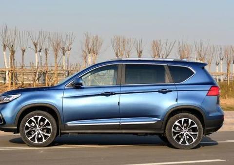 双T动力，采用Q7内饰，8年质保