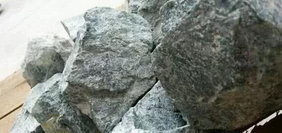 翡翠的危料是什么意思？