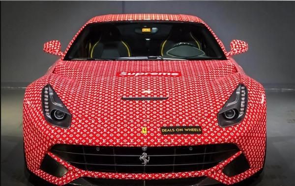 迪拜15岁富二代坐拥粉丝数百万，法拉利开1年就腻了要卖掉