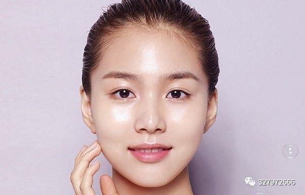 师: 激素脸皮肤红肿怎么办? 可以用生理盐水湿