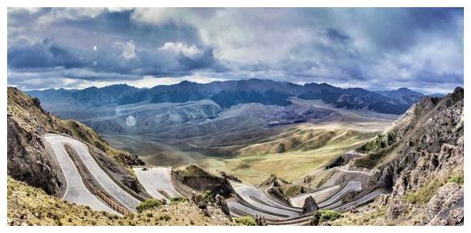 韩国人来中国旅游,到了新疆后傻了:世界上还有