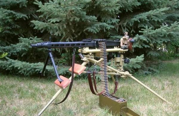 世界十大机枪排名,吃鸡里的重机枪非常弱,日