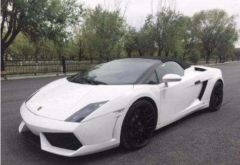 黄晓明500万的跑车,9年开几千公里就卖了,网友