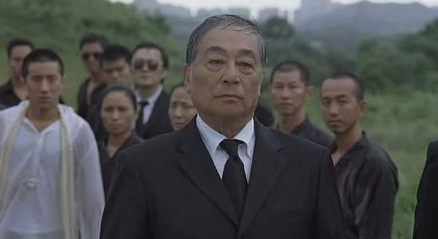 84岁老戏骨片中是霸气反派，唯有老婆相伴