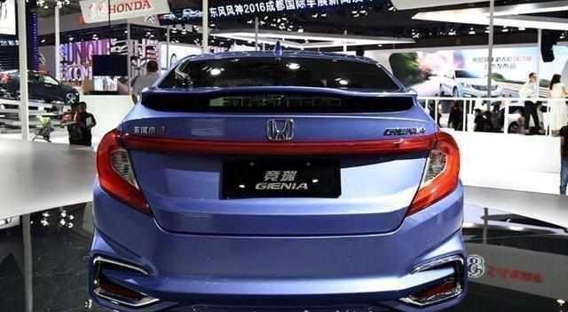 不到9万的合资车, 一公里油耗仅3毛, 口碑不错的经济实用型车