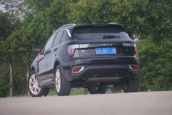 领克01能否达到自主豪华车的水平？车主：性价比太高了！