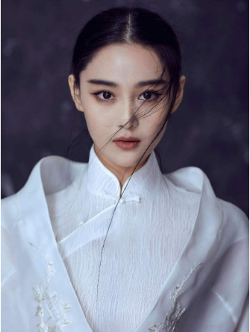 张馨予公布婚事,半个娱乐圈都送出祝福,唯有他