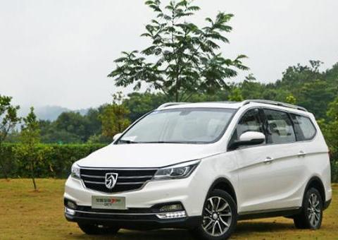 终于等到你，宝骏730DCT自动挡车型上市