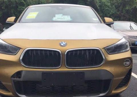 宝马X2到店,外形比宝马X1还帅,看到这售价,奥迪Q3要凉了