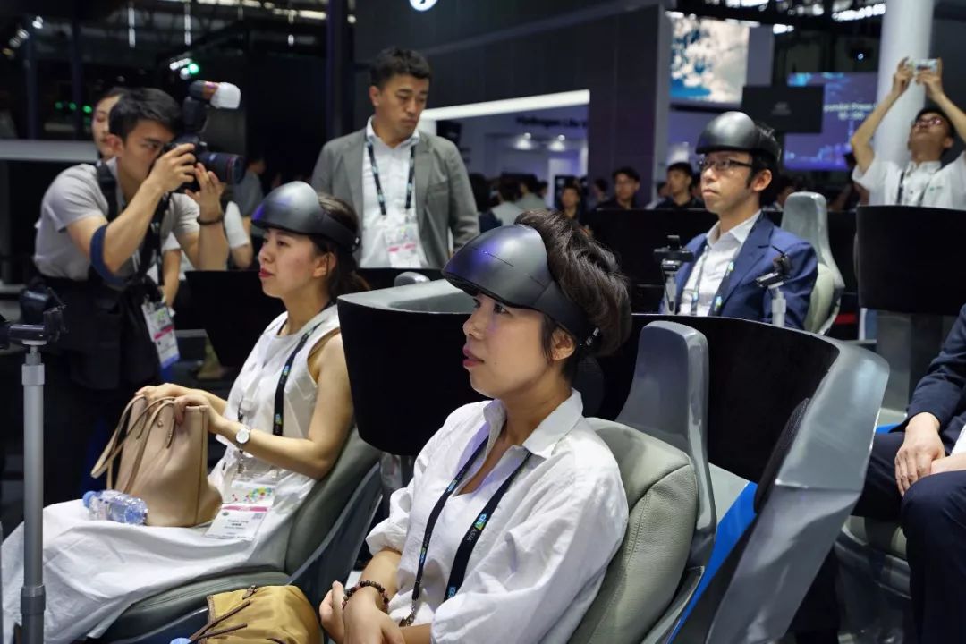 CES Asia最佳展台,黑科技的德国大陆&体验感满载的Honda?