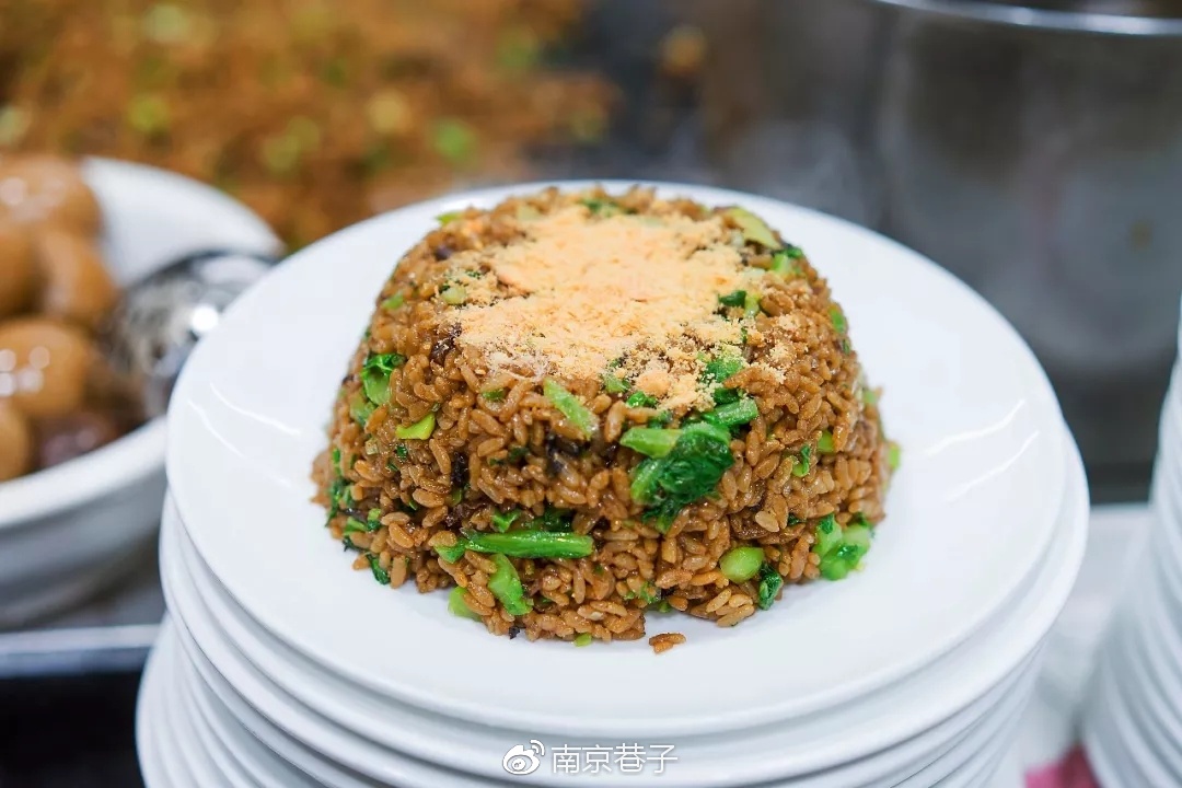 吃遍虹悦城后街,种下一大片草原