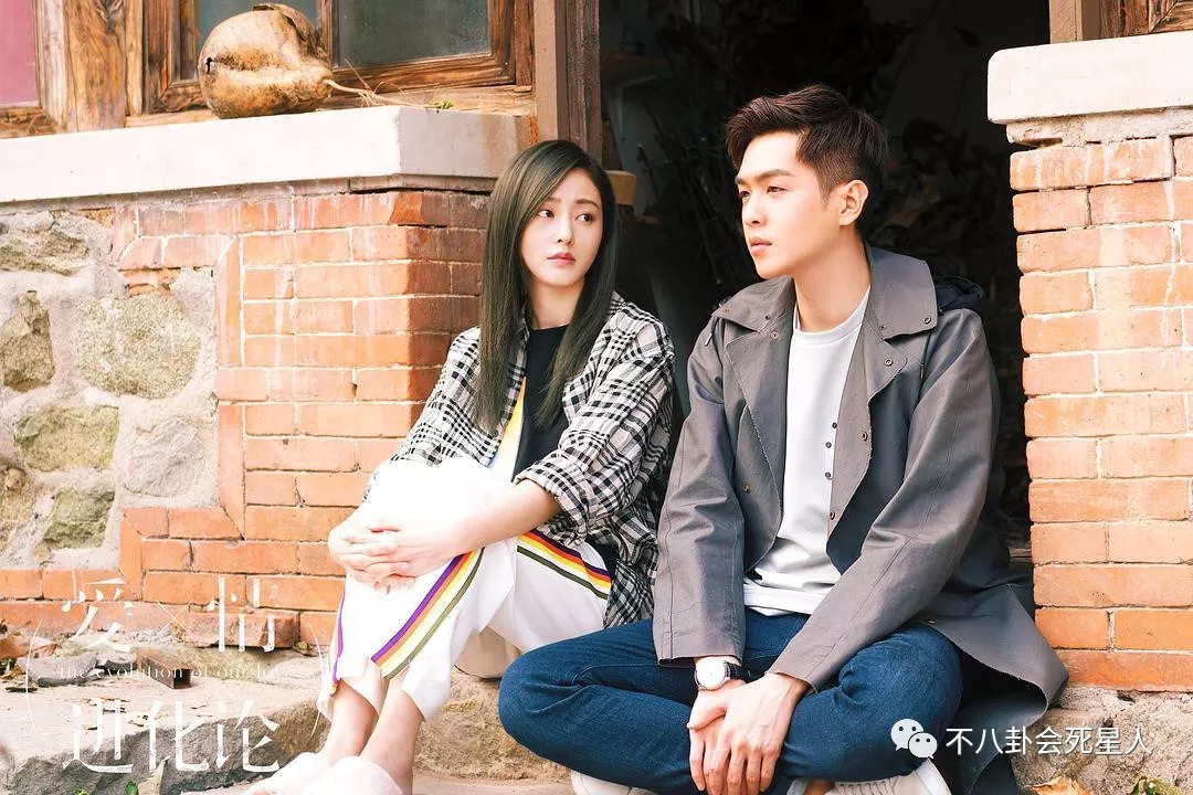 张若昀唐艺昕相恋7年终于领证?偶像剧般的恋情了解一下