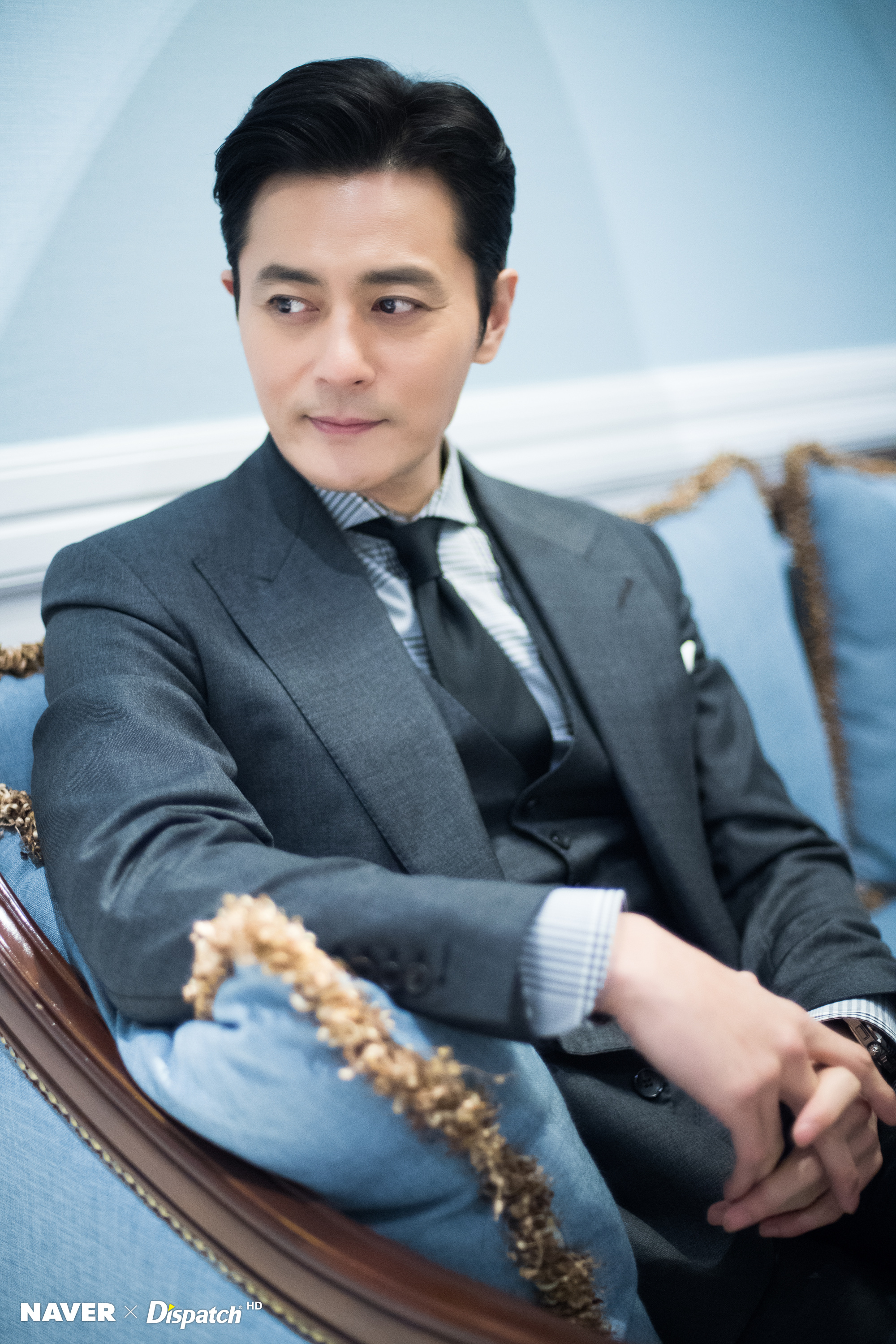 图为韩国老派韩剧男神张东健.