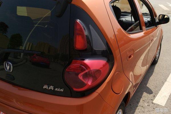 长安-奔奔MINI ,2012款 1.0L 手动导航版,送老人选对了