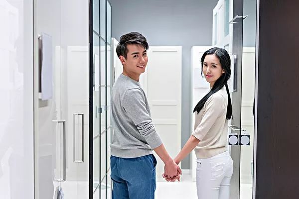 为什么年轻时的爱情大多是遗憾告别?