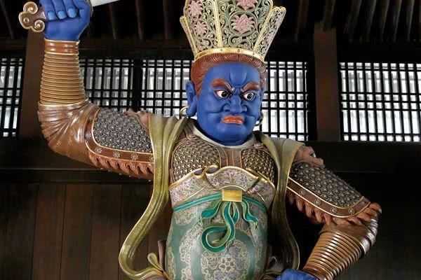 李嘉诚花 26 亿建的慈山寺，到底有多美？