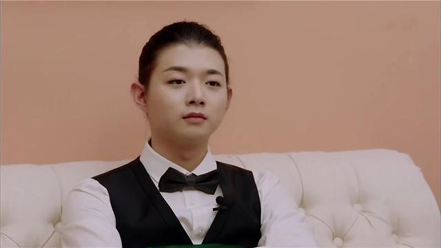 网评《歌手》突围赛服装,霍尊像酒店大堂,李圣