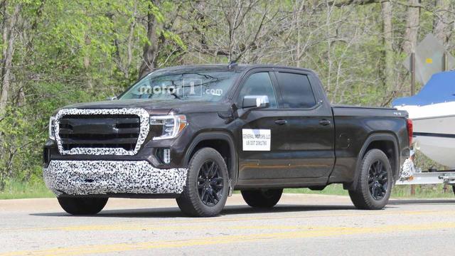 继续完善车型序列 新一代GMC Sierra Elevation版本谍照曝光