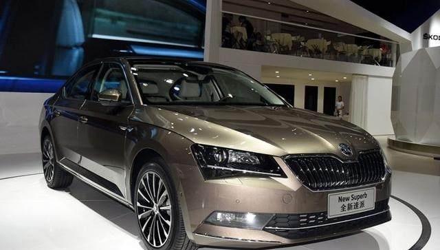 售价15万, 好车却没人识货, 瞬秒帕萨特, 车标毁了这款顶级B级车