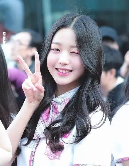 人设,猛翻队友白眼,14岁就能C位出道,果然是个