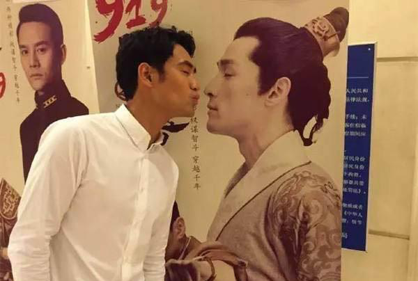 细数文娱圈超越十年心意的好朋友,胡歌袁弘上