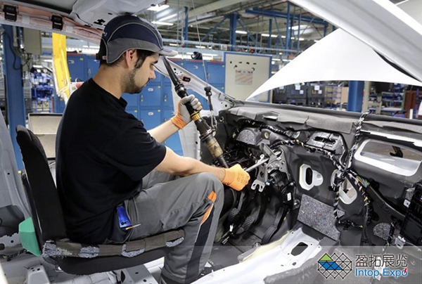 双展齐发:德国双城记,香车配马克