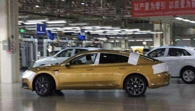贴个膏药照样认识你，大众全新CC一汽工厂下线谍照