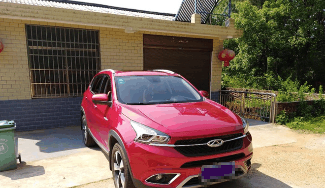 重庆小伙花11.7万买辆瑞虎7, 直言因为操控放弃了宝骏560